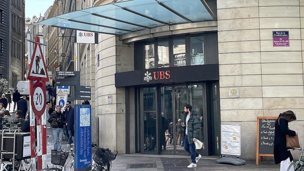 UBS Grup AG, Analist Beklentilerini Aşan Net Kâr Açıkladı!