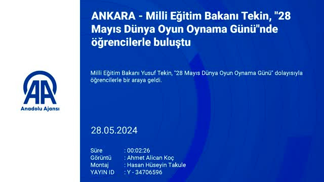 Bakan Tekin, "Dünya Oyun Oynama Günü"nde öğrencilerle buluştu