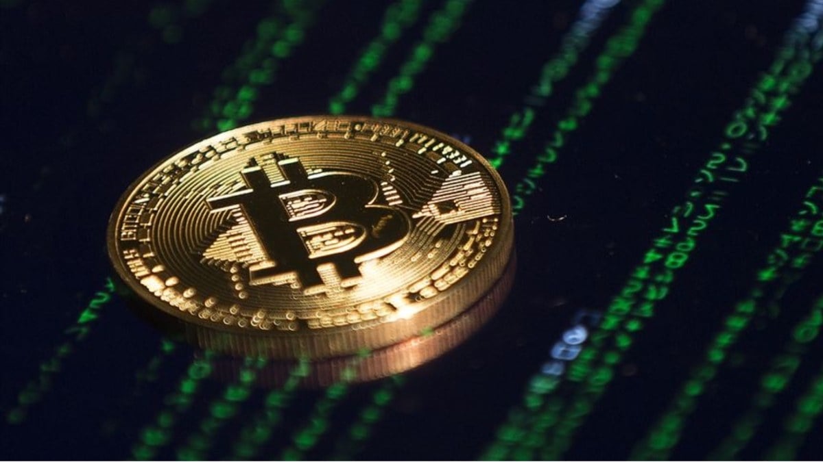 Bitcoin tepede dalgalanıyor: 67 bin 889 dolarda