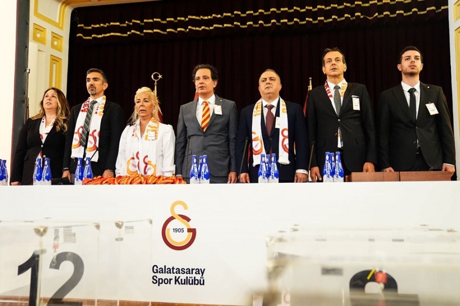 galatasarayda oy verme sureci sona erdi 4 5OunUNfX