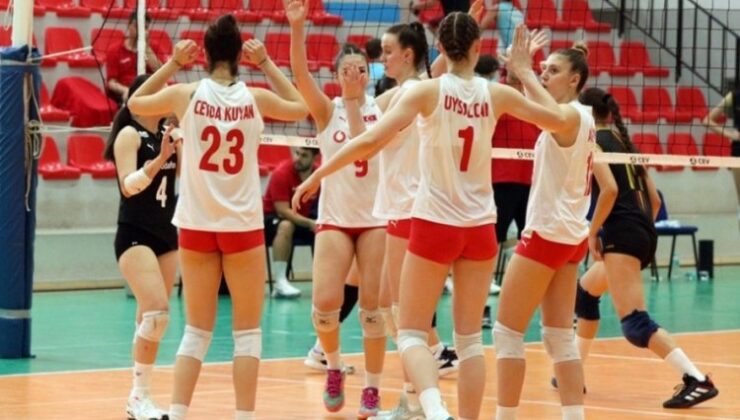 18 Yaş Altı Kadın Milli Voleybol Grubu, Balkan Şampiyonası’nda Finale Çıktı