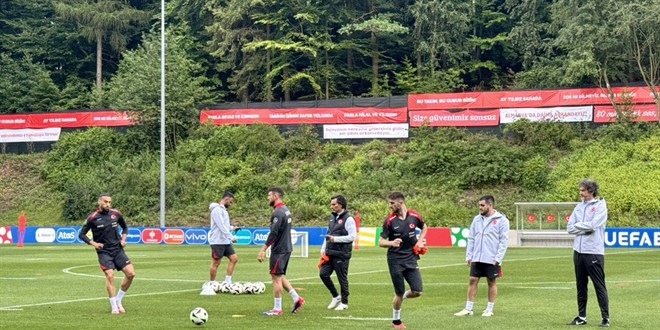 A Milli Futbol Ekibi, Portekiz Maçının Hazırlıklarına Başladı