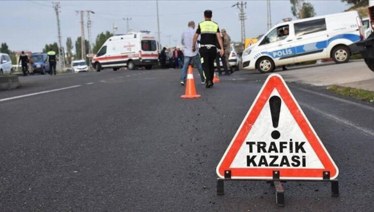 Adana’da Takla Atan Motosikletlinin Yürüyüp Gittiği Anlar Kamerada