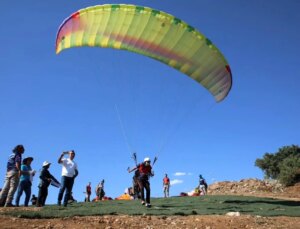 Adıyaman’da Yamaç Paraşütü Bölge Şampiyonası Gerçekleştirildi