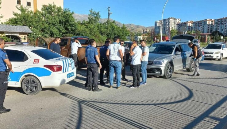 Alacak Meselesi Nedeniyle Çıkan Silahlı Kavgada 1 Kişi Yaralandı, 2 Kişi Gözaltına Alındı