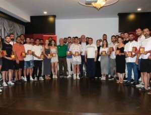 Alanya Hentbol Şenliği Plaket Merasimiyle Son Buldu