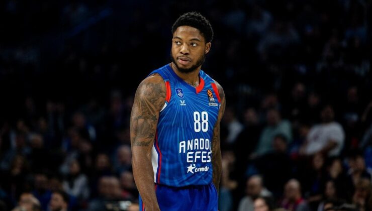 Anadolu Efes, Tyrique Jones’la Vedalaştı