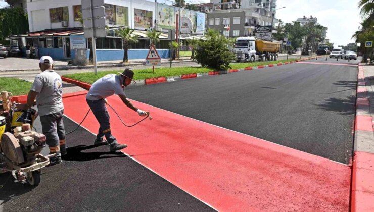 Antalya Muratpaşa Belediyesi Lara Caddesi’nde Asfalt Yenileme Çalışmalarını Tamamladı