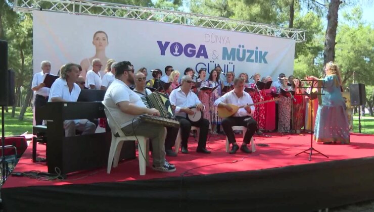 Antalya’da Dünya Yoga Günü Aktifliği Düzenlendi