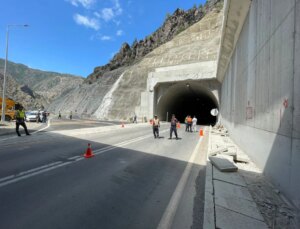 Artvin Yusufeli T-14 Tüneli Ulaşıma Kapatıldı