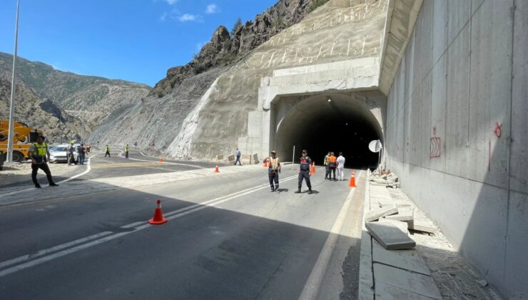 Artvin Yusufeli T-14 Tüneli Ulaşıma Kapatıldı