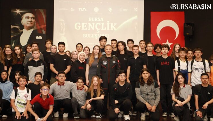 Astronot Alper Gezeravcı Bursa’da Öğrencilerle Buluştu