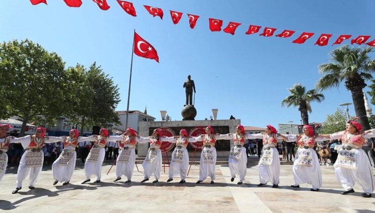 Atatürk’ün Urla’yı Ziyaretinin 98. Yıl Dönümü Kutlandı