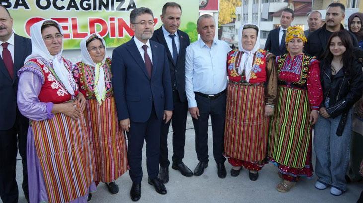 Bakan Yumaklı, Kastamonu’da Halk ile Bayramlaştı