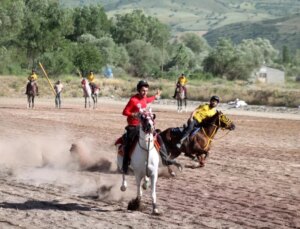 Bayburt’ta Cirit İl Birinciliği Karşılaşmaları Başladı