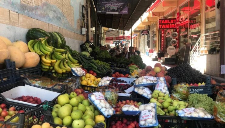 Bayburt’ta Vatandaş Elma Parasıyla Not Bıraktı