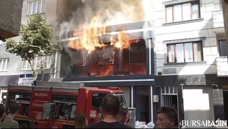 Bursa’da İşyeri Yangını İtfaiye Tarafından Söndürüldü