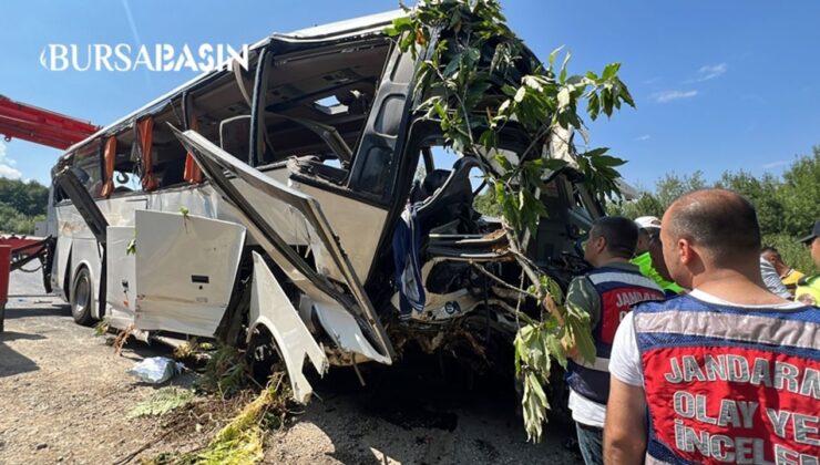 Bursa’da Tur Otobüsü Kaza Yaptı 5 Ölü 38 Yaralı