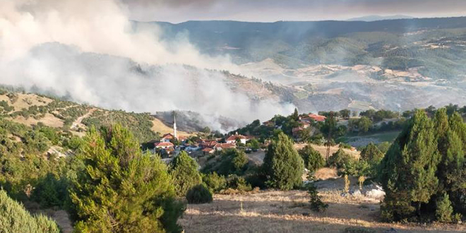 Bursa’daki Orman Yangını Köyleri Tehdit Ediyor