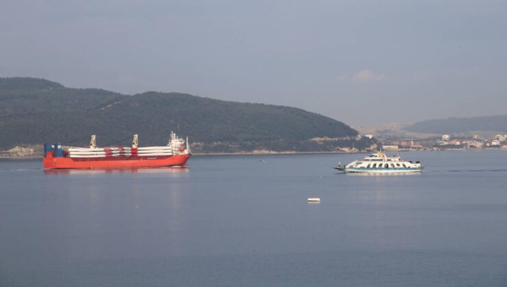 Çanakkale Boğazı Tek Yönlü Gemi Trafiğine Kapatıldı