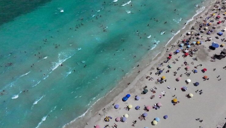 Çeşme, Bayram Tatilinde Nüfusunun 24 Katı Tatilci Ağırladı