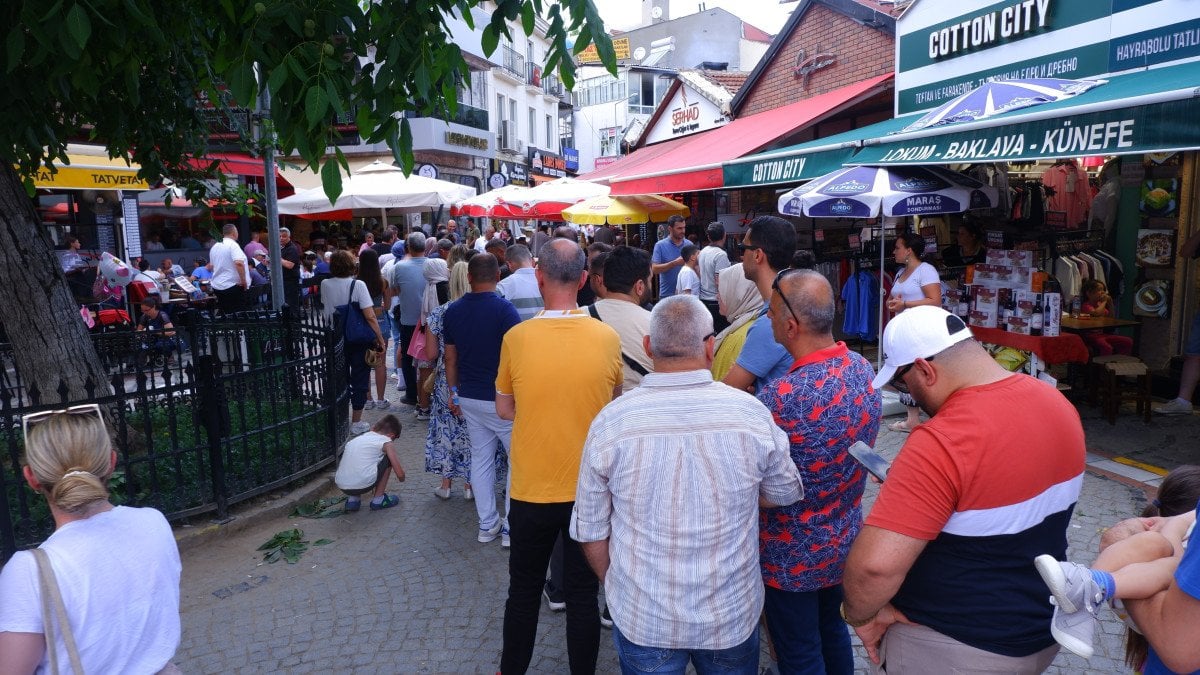 edirnede tava cigercilerde uzun kuyruklar olustu 1 WFtsMYWk