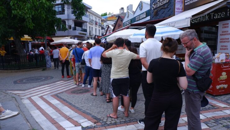 Edirne’de Tava Ciğercilerde Uzun Kuyruklar Oluştu