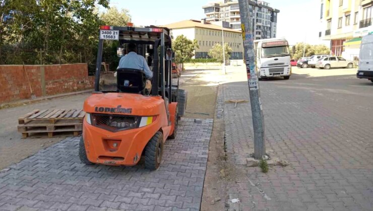 Edremit Belediyesi Yolların Bakım ve Tamirlerini Sürdürüyor