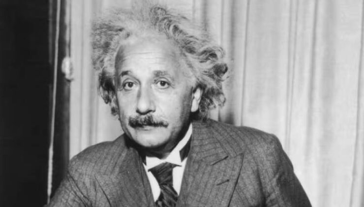 Einstein’ın Dönemin ABD Başkanı Roosevelt’i Almanya’nın Nükleer Faaliyetleri Konusunda Uyardığı Mektubu 4 Milyon Dolara Satılacak