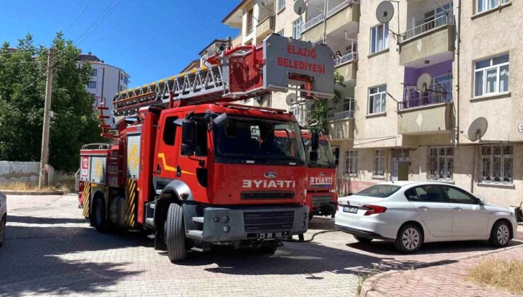 Elazığ’da Bir Binanın Havalandırma Boşluğunda Çıkan Yangın Söndürüldü