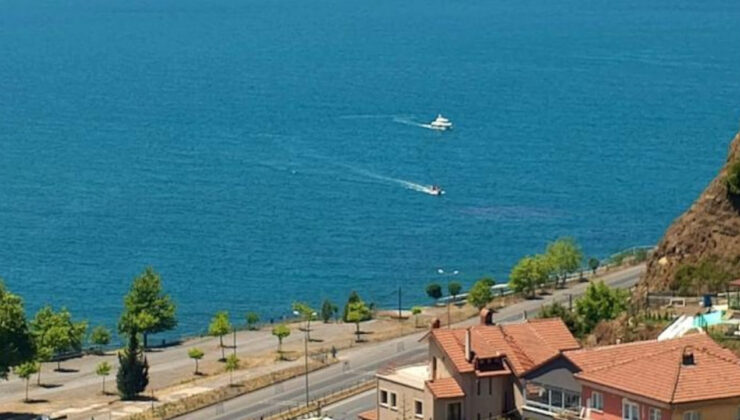 Ereğli’de Plajların Kapatılmasına Neden Olan Mayın Denetimli Olarak Patlatıldı