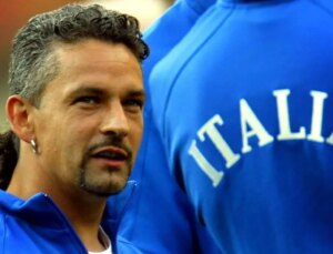 Eski İtalyan Futbolcu Roberto Baggio, Evinde İtalya-İspanya Maçını İzlediği Sırada Evine Giren Soyguncular Tarafından Hastanelik Edildi