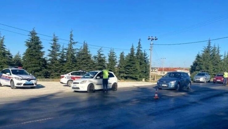 Eskişehir’de Bayram Tatili Boyunca 7 Bin 240 Araç Kontrol Edildi