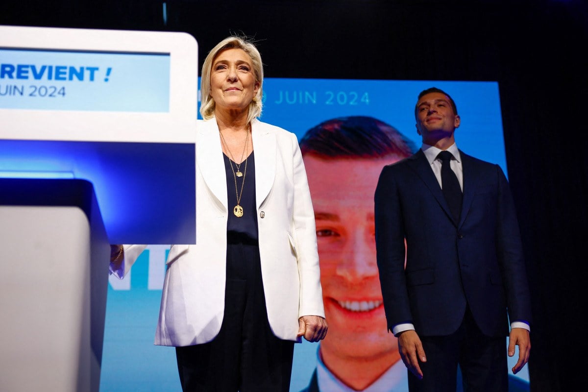 fransada guc kazanan le pen multecileri evlerine gonderecegiz 1 mWD5ey6D