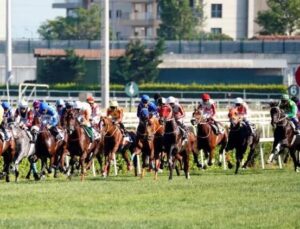 Gazi Koşusu’nun Kazananı Belli Oldu! Türk At Yarışçılığının Derbisinde Zafer Jokeyliğini Akın Sözen’in Yaptığı “Dragon Flame”İn