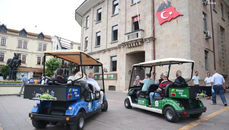 Giresun Belediyesi, Yaşlı ve Engellilere Özel Ulaşım Hizmeti Sunuyor