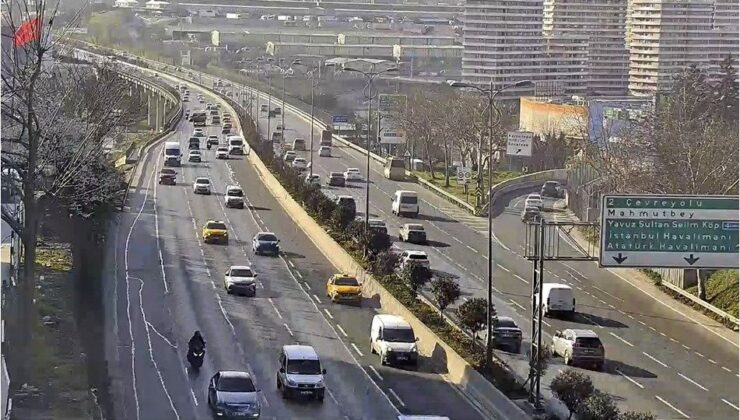 İBB, Sağmalcılar Viyadüğü’nde Yol Bakım Çalışması Başlattı