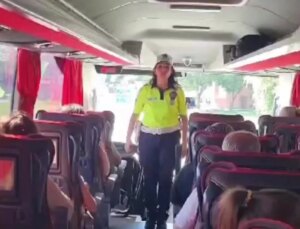 İçişleri Bakanı: Trafik Polisleri Bayram Tatili Boyunca Şoförleri Bilgilendirdi