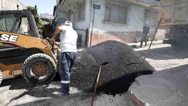 İlkadım Belediyesi Mahallelerde Sıcak Asfalt Çalışmalarına Devam Ediyor