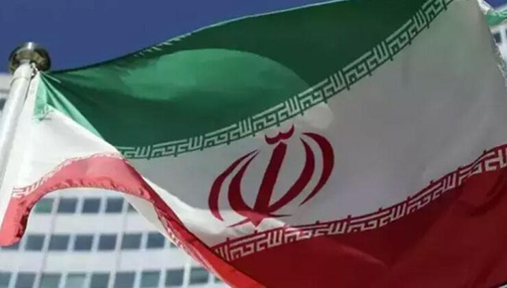 İranlılar Yeni Cumhurbaşkanını Seçmek İçin Yarın Sandık Başına Gidiyor