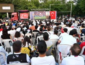 Isparta Belediyesi, EURO 2024 Maçını Dev Ekranda Yayınladı