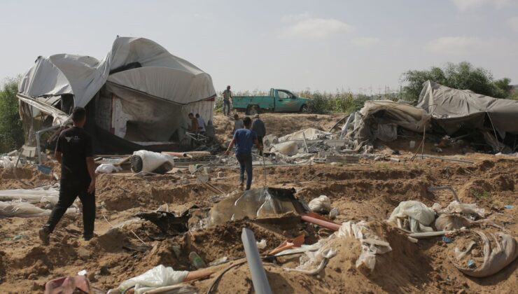 İsrail’in Refah’a Saldırısında 13 Filistinli Hayatını Kaybetti