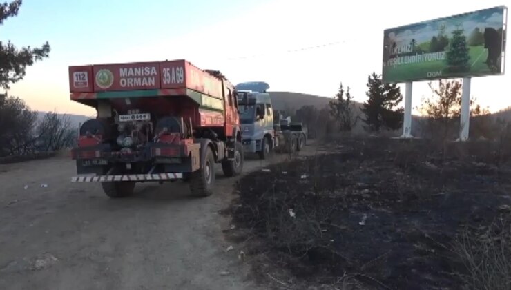 İzmir’deki Yangına Havadan Müdahale Başladı