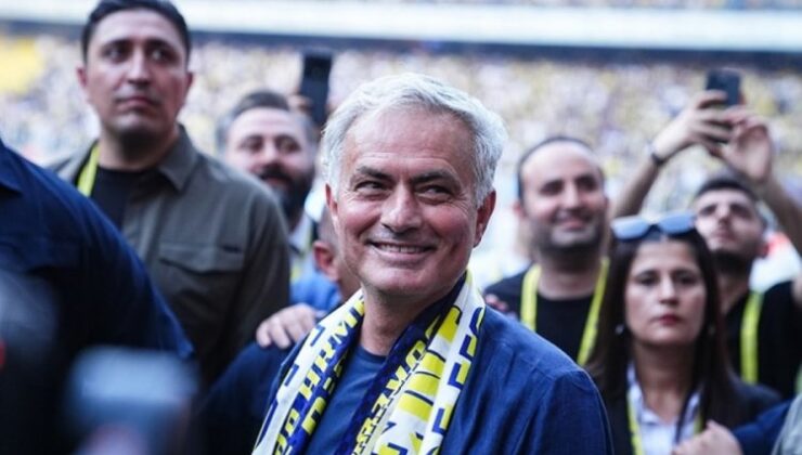 Jose Mourinho Alana İndi!