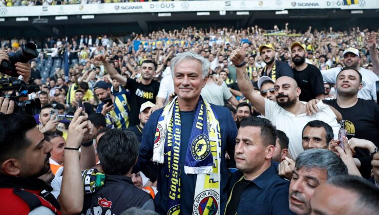 Jose Mourinho, Milli Maçın Ardından 3 Oyuncusuna Övgüler Yağdırdı