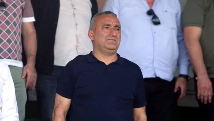 Karacabey Belediyespor Başkanı Ekrem Senal, Kulübün Payını Devretmek İstediğini Açıkladı