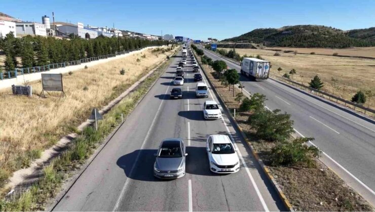 Kırıkkale’deki Araç Trafiği Dron ile Havadan Görüntülendi