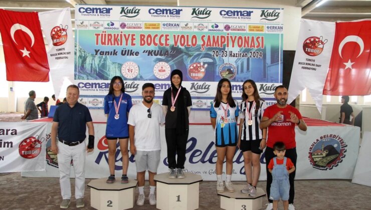 Kula’da Düzenlenen Bocce Volo Türkiye Şampiyonası’nda Dereceye Giren Atletler Ödüllendirildi