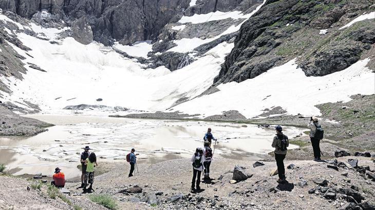 Küresel Isınmayla Birlikte 20 Bin Yıllık Hikaye Son Buluyor! Cilo Buzulları Yok Oluyor