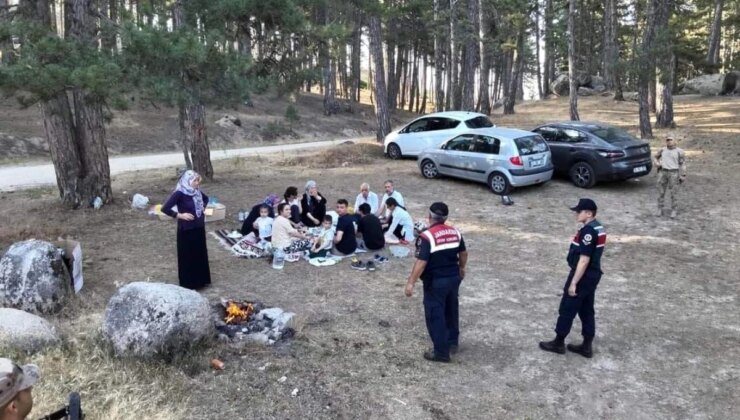 Kütahya’da Jandarma ve Orman Bölge Müdürlüğü Ekipleri Orman Yangınlarına Karşı Kontrollerini Sürdürüyor